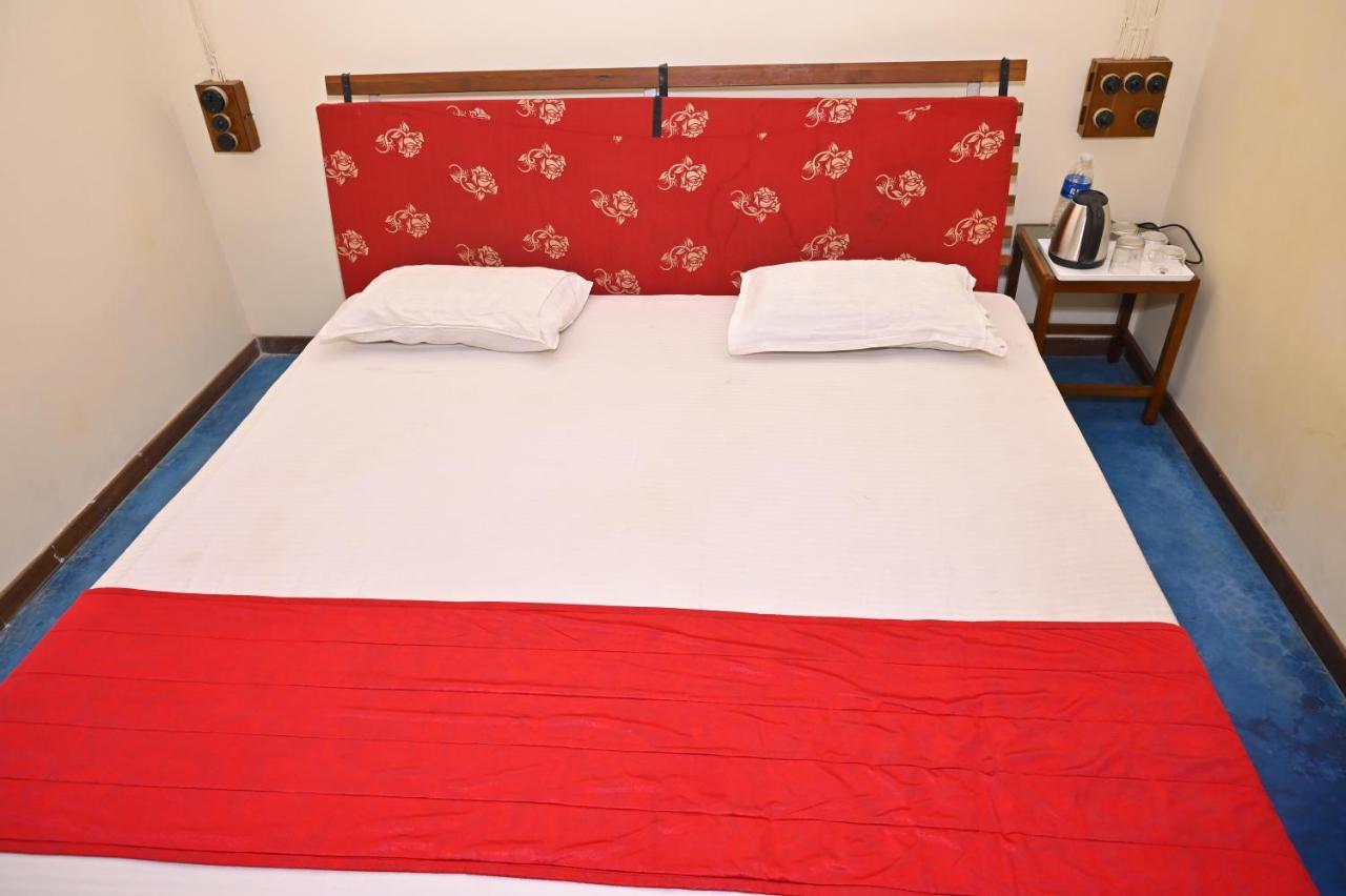 Les Boganveillea Heritage Guest House Ауровиль Экстерьер фото