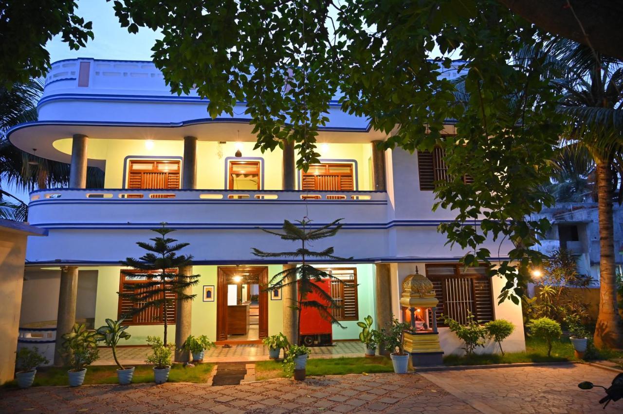 Les Boganveillea Heritage Guest House Ауровиль Экстерьер фото